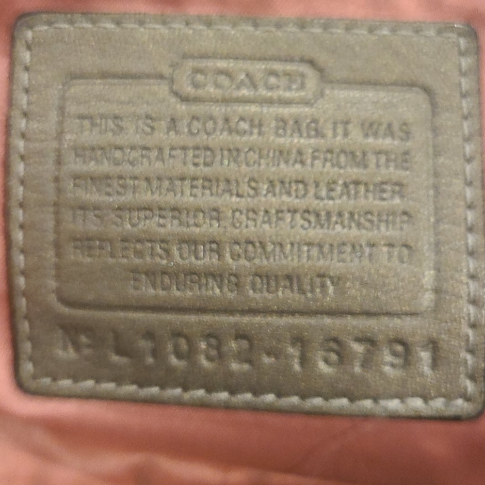 Coach Kristin Sequin opt art shoulder/hobo purse - Picture 2 of 10